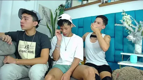 Hot_Boys_Latinos_X — Stripchat recorded stream screenshot (05 Feb 2026)