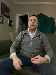 Realybigdill — Stripchat recorded stream screenshot (08 Feb 2026)