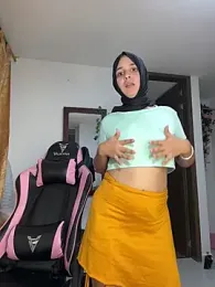 sweetmuslim01 — Stripchat recorded stream image, 08.02.2026 21:50