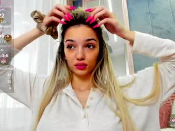 sassyt33n — Chaturbate recorded stream image, 09.02.2026 08:30