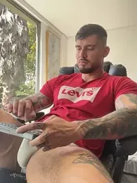 DimitriSullivan_ — Stripchat recorded stream image, 09.02.2026 13:10