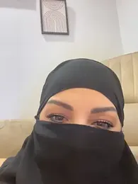 Amberonee31 — Stripchat recorded stream screenshot (09 Feb 2026)