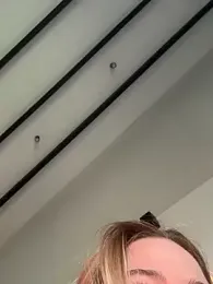 curchez_ — Stripchat recorded stream screenshot (09 Feb 2026)