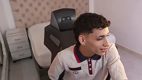 JhoanLeandro — Stripchat recorded stream image, 11.02.2026 04:00