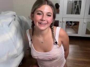 missemelia7 — Chaturbate recorded stream image, 11.02.2026 08:30