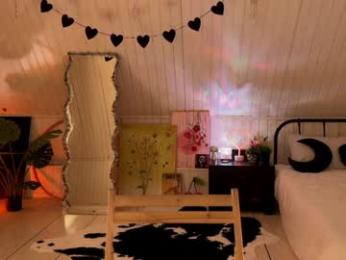 uwunikaa — Chaturbate recorded stream screenshot (11 Feb 2026)