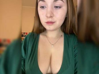 AlinaRay — Bongacams recorded stream image, 05.03.2025 13:40