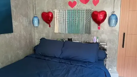 livsslife — Stripchat recorded stream screenshot (15 Feb 2026)