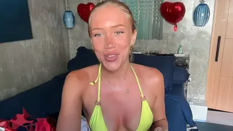 livsslife — Stripchat recorded stream screenshot (15 Feb 2026)