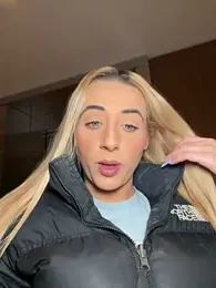 Strongqueen — Stripchat recorded stream screenshot (15 Feb 2026)