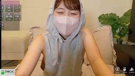 SUZU_ — Stripchat recorded stream image, 16.02.2026 12:00