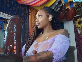 elizagrey — Camsoda recorded stream image, 17.02.2026 11:00