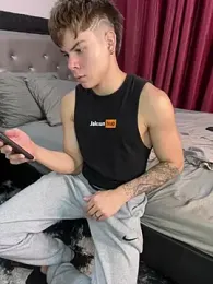 Handsome_boys69 — Stripchat recorded stream image, 20.02.2026 03:00