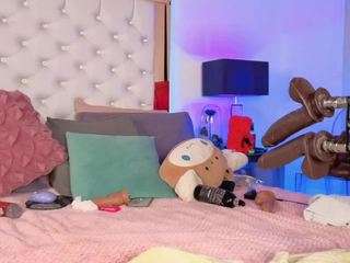 karenn-smith — Camsoda recorded stream screenshot (20 Feb 2026)