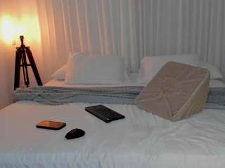 winedams — Camsoda recorded stream screenshot (22 Feb 2026)