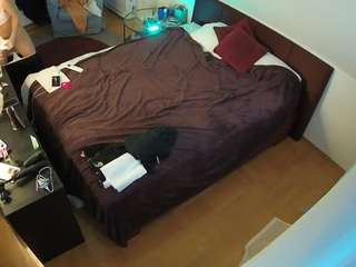 voyeurcam-julmodels-whitebed-2 — Camsoda recorded stream image, 20.02.2026 19:00