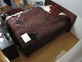 voyeurcam-julmodels-whitebed-2 — Camsoda recorded stream image, 20.02.2026 19:00