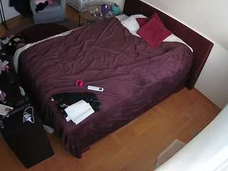 voyeurcam-julmodels-whitebed-2 — Camsoda recorded stream image, 20.02.2026 19:00