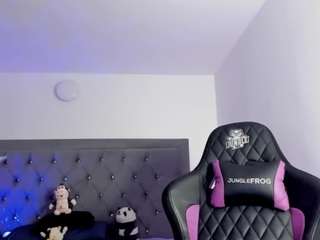 maggiejones — Camsoda recorded stream image, 24.02.2026 01:40