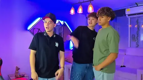 Houseofwarrios — Stripchat recorded stream screenshot (24 Feb 2026)