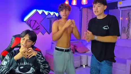 Houseofwarrios — Stripchat recorded stream screenshot (24 Feb 2026)