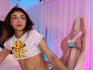 sofly-s — Camsoda recorded stream image, 06.03.2025 11:40