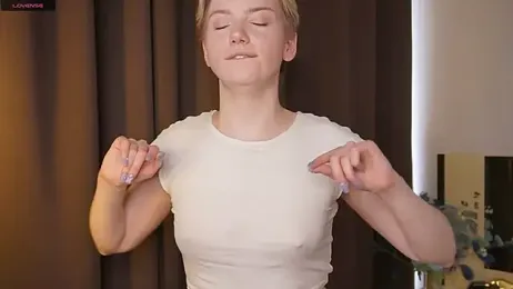 MaeEversley — Stripchat recorded stream screenshot (25 Feb 2026)