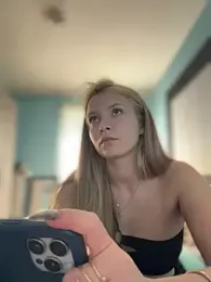 AnastasiaAniess — Stripchat recorded stream screenshot (27 Feb 2026)