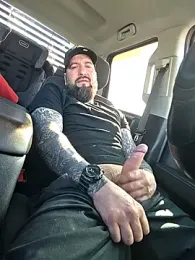 Beardedtattood — Stripchat recorded stream screenshot (28 Feb 2026)