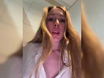 LiiBaby — Bongacams recorded stream image, 02.03.2026 08:10