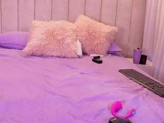 mssbombom — Camsoda recorded stream image, 03.03.2026 03:00