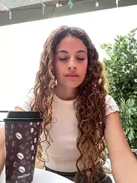 alana15 — Stripchat recorded stream image, 04.03.2026 21:10