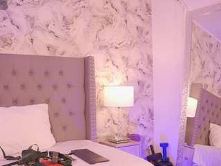 charlotte-harris — Camsoda recorded stream screenshot (05 Mar 2026)