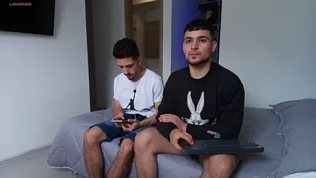 Two_sinzXX — Stripchat recorded stream screenshot (05 Mar 2026)