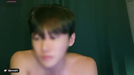 powq05 — Stripchat recorded stream image, 05.03.2026 15:50