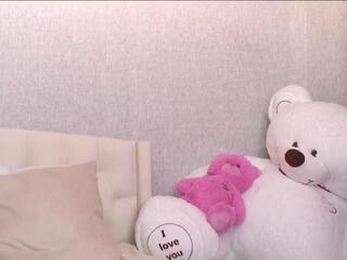 Naomi Bea — Flirt4free recorded stream screenshot (06 Mar 2026)