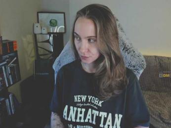 Adamova_Eva — Bongacams recorded stream image, 06.03.2025 22:10