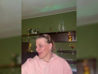 Veronika_Gold — Bongacams recorded stream image, 06.03.2026 04:30