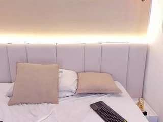 latinfussion — Camsoda recorded stream image, 06.03.2026 12:00