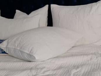 theislandgirl — Chaturbate recorded stream screenshot (08 Mar 2026)