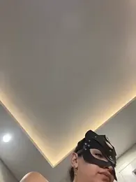 Amberonee31 — Stripchat recorded stream screenshot (08 Mar 2026)