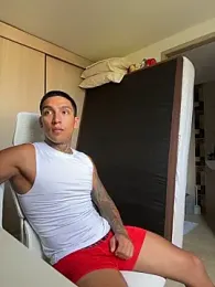 sendfer — Stripchat recorded stream image, 09.03.2026 19:00