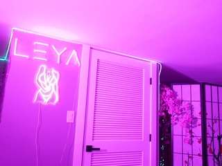 katt-leya — Camsoda recorded stream image, 10.03.2026 06:30