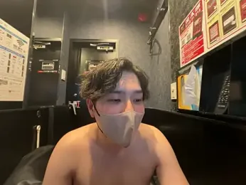 yuuki8910 — Stripchat recorded stream screenshot (10 Mar 2026)