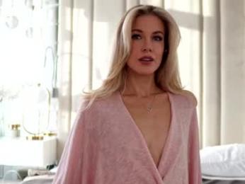 krissone — Chaturbate recorded stream screenshot (10 Mar 2026)