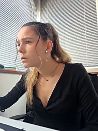 lucie_mehott — Stripchat recorded stream image, 10.03.2026 09:50