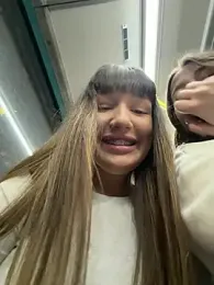 Sophie_Avory — Stripchat recorded stream screenshot (10 Mar 2026)