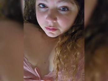 FLUFFY_BEAUTY — Bongacams recorded stream screenshot (10 Mar 2026)