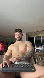 Valenthino_Salvatore — Stripchat recorded stream screenshot (11 Mar 2026)