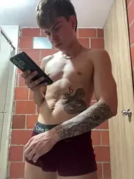 Handsome_boys69 — Stripchat recorded stream image, 12.03.2026 03:10